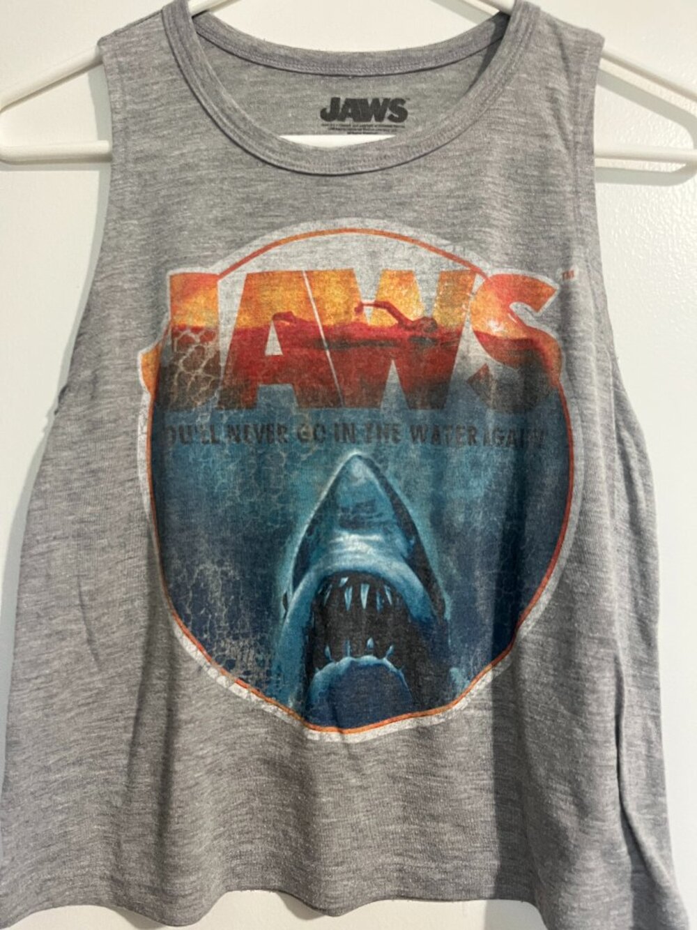 JAWS Gray Sleeveless Poster Logo Women's Short Top XS